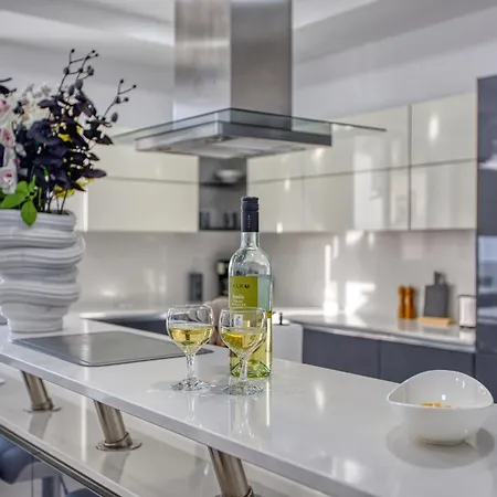 Apartamento Silhouette By Solea Homes - Contemporary Living