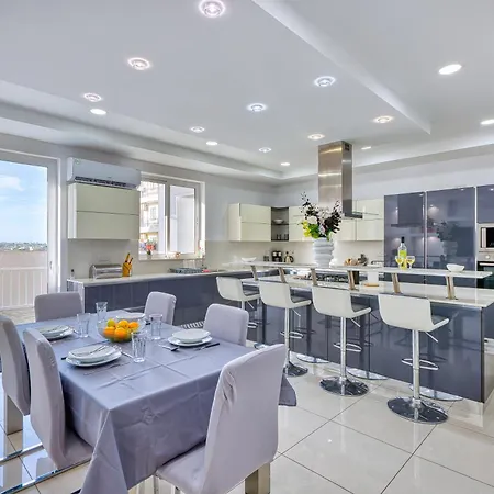 Apartamento Silhouette By Solea Homes - Contemporary Living