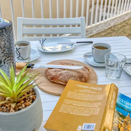 Silhouette By Solea Homes - Contemporary Living *