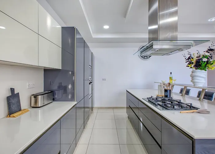 Silhouette By Solea Homes - Contemporary Living Marsaskala