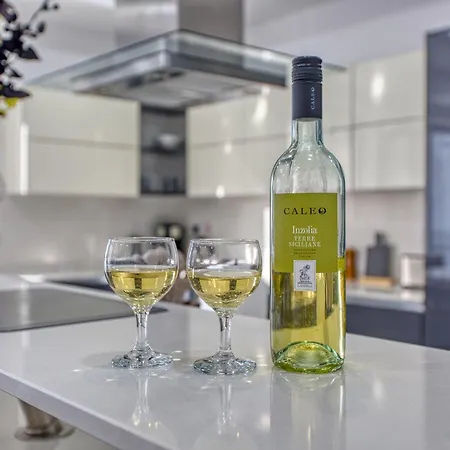 Appartement Silhouette By Solea Homes - Contemporary Living