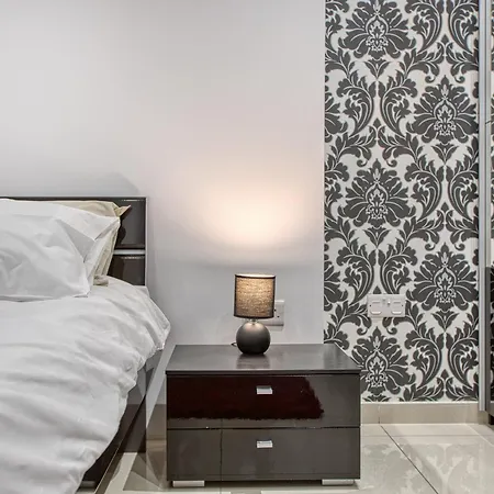 Silhouette By Solea Homes - Contemporary Living Lejlighed