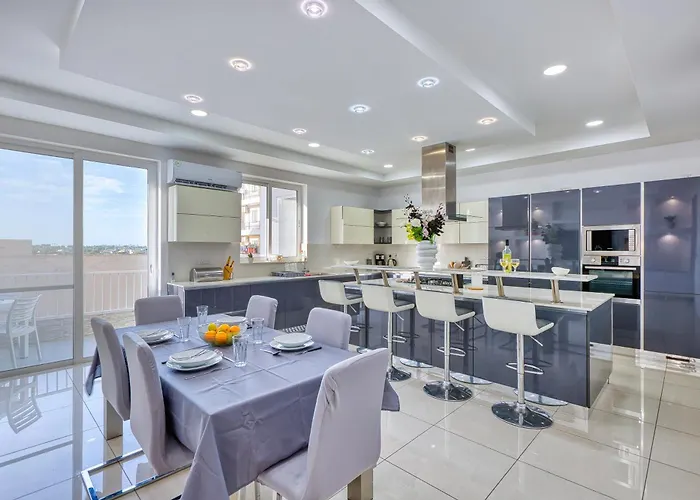 Apartament Silhouette By Solea Homes - Contemporary Living