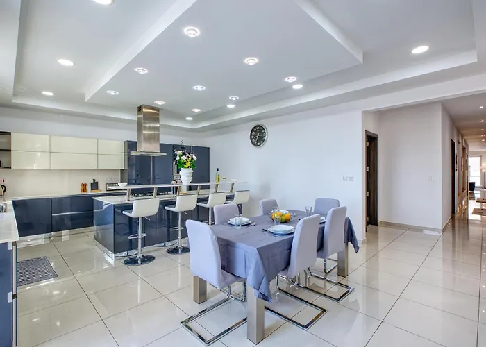 דירה Silhouette By Solea Homes - Contemporary Living מרססקלה