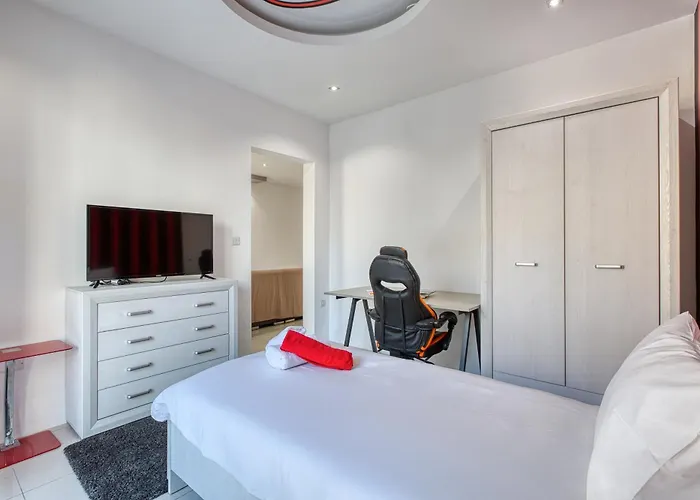 Silhouette By Solea Homes - Contemporary Living