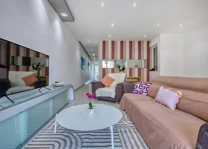 Silhouette By Solea Homes - Contemporary Living *