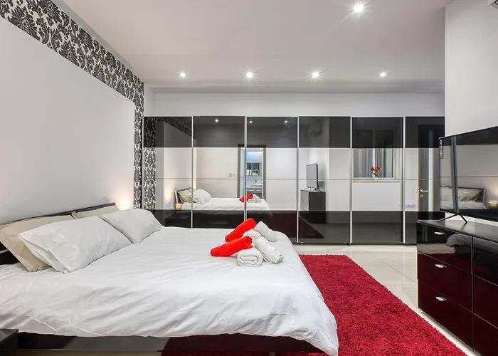 Silhouette By Solea Homes - Contemporary Living דירה