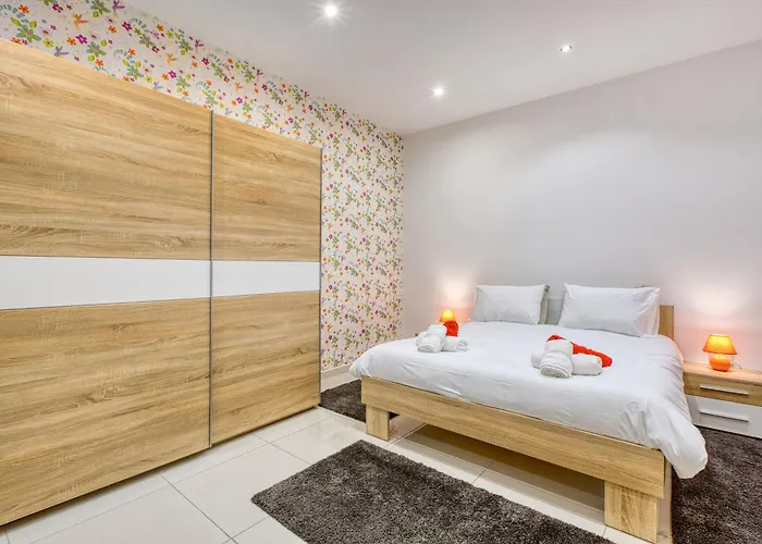 דירה Silhouette By Solea Homes - Contemporary Living *