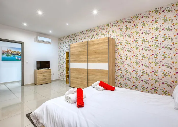 Silhouette By Solea Homes - Contemporary Living Apartament *